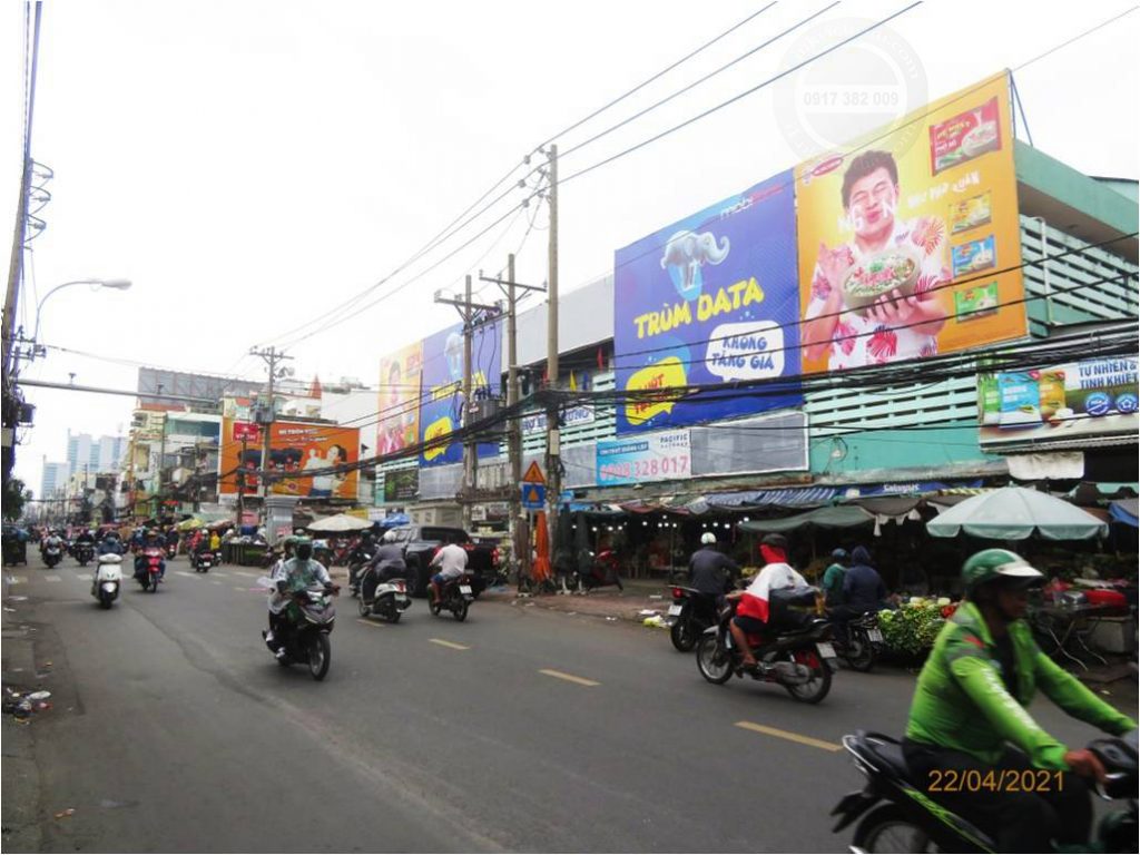 Quảng cáo biển chợ