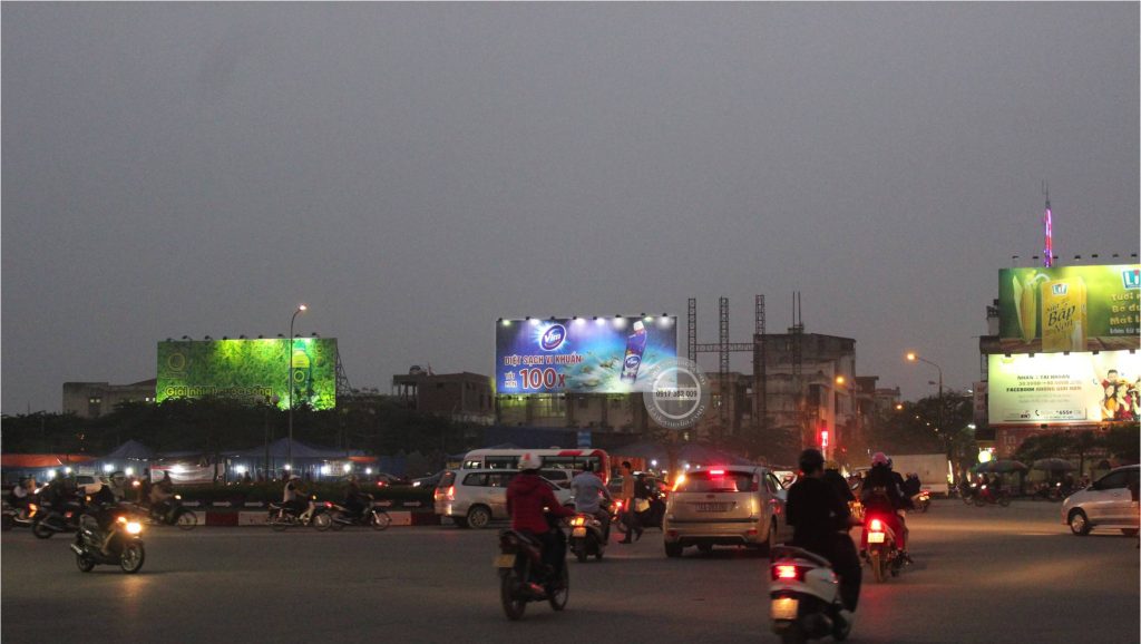 pano quảng cáo nổi bật