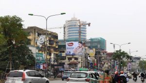 Pano quảng cáo trung tâm