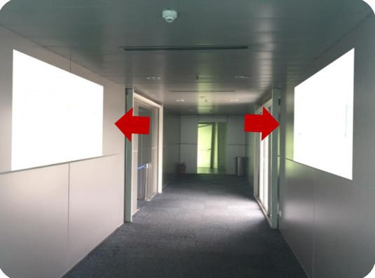 Decal dán kính sân bay