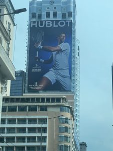 quảng cáo pano tại tòa nhà